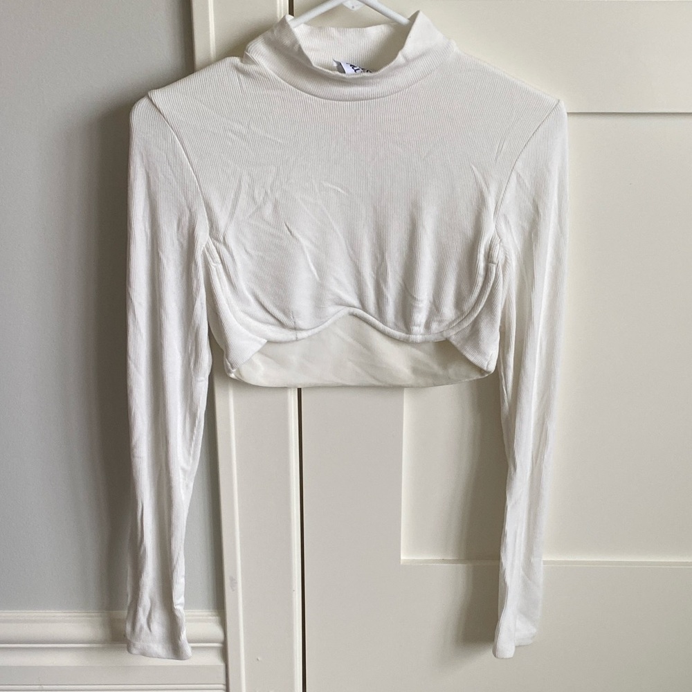 Princess Polly White Long Sleeve Crop Top Size 6